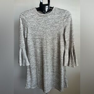 Speechless Long Bell Sleeve Striped Gray Midi Swing Dress Women’s Size Medium